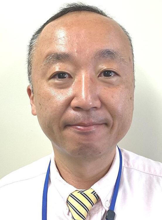中国運輸局 田中様(明暗50)縦.jpg
